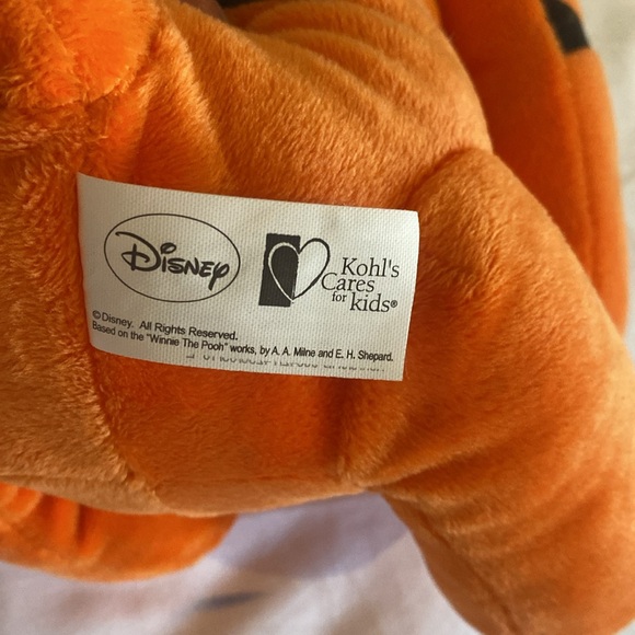 Khols Disney 12” Tigger from Winnie The Pooh from - Picture 4 of 4
